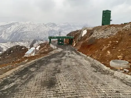 HAKKARİ İLİ KALMIŞ TEPE GÖZETLEME KULESİ VE ORTAKLAR SÜNGÜ TEPE BÖLÜK MERKEZİ HİZMET BİNALARI