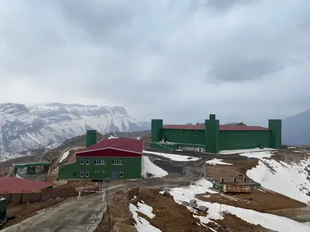 HAKKARİ İLİ KALMIŞ TEPE GÖZETLEME KULESİ VE ORTAKLAR SÜNGÜ TEPE BÖLÜK MERKEZİ HİZMET BİNALARI