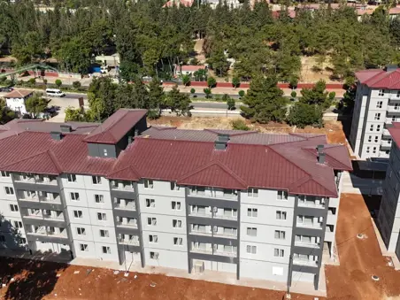 GAZİANTEP İLİNDE DEPREM NEDENİYLE HASAR GÖREN TAŞINMAZLARIN YENİDEN YAPIMI (1’İNCİ ETAP) İLE ŞEHİT ÜSTEĞMEN ALPAY BAŞARAN KIŞLASINDAKİ CEPHANELİK ONARIMI